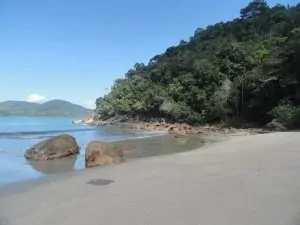 Conheça 5 praias imperdíveis em Ubatuba