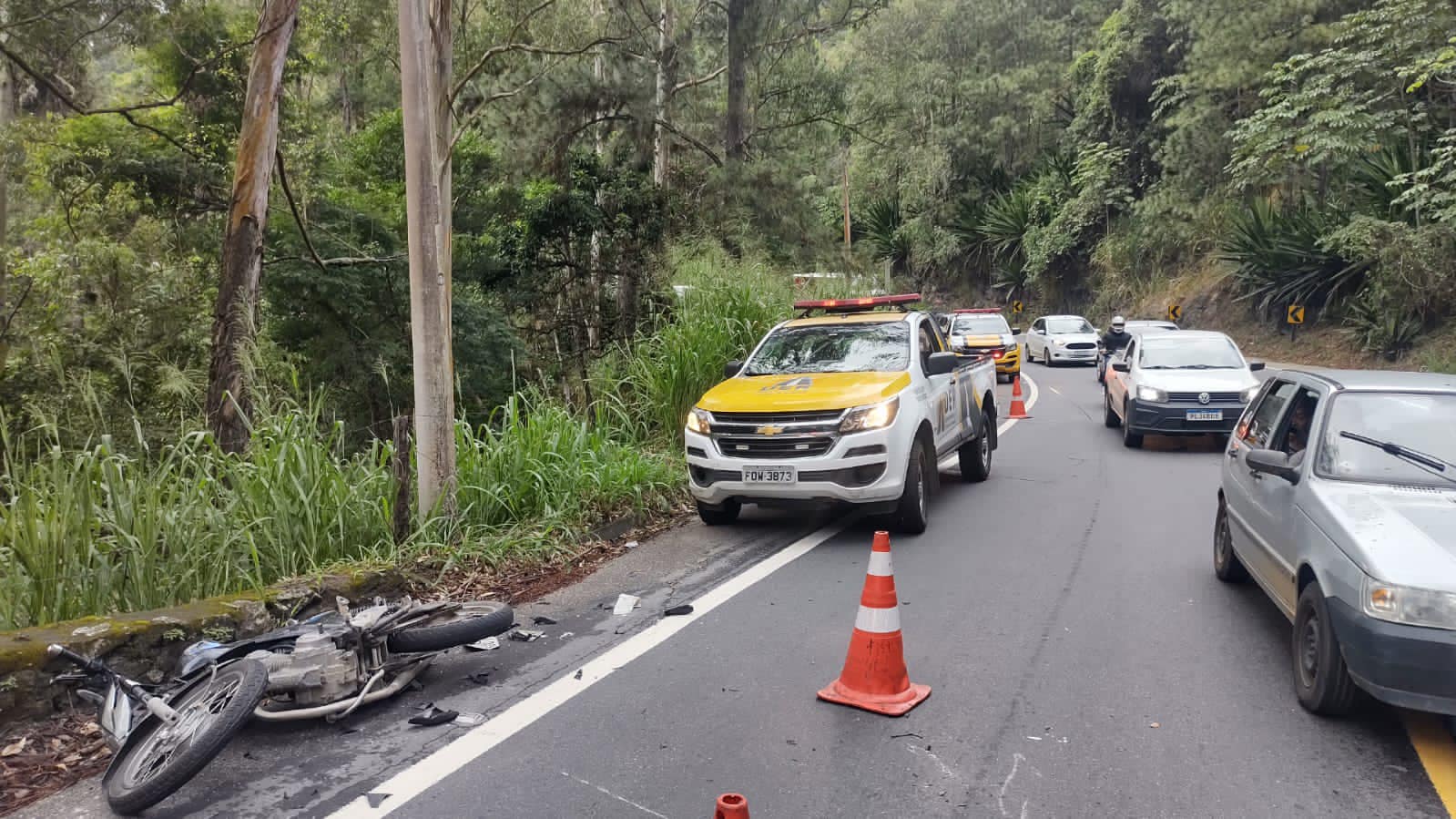 Motociclista Morre Em Acidente Contra ônibus Na Rio Santos Em São Sebastião Vale 360 News 